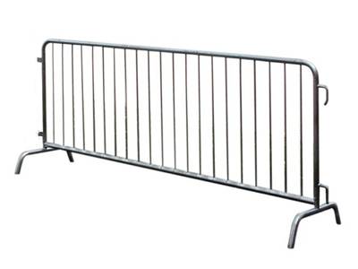 A piece of crowd control barrier with bridge removable feet.